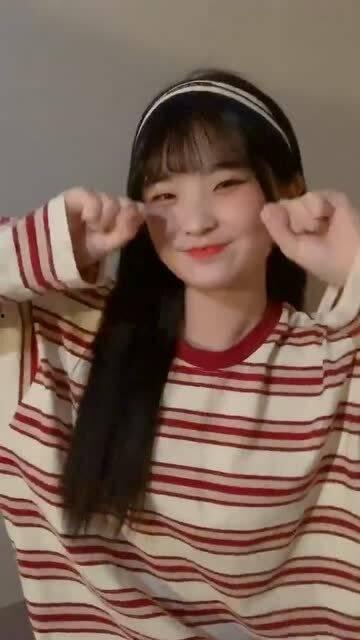 网红甜姐,甜蜜魅力席卷网络，成为新一代人气女王